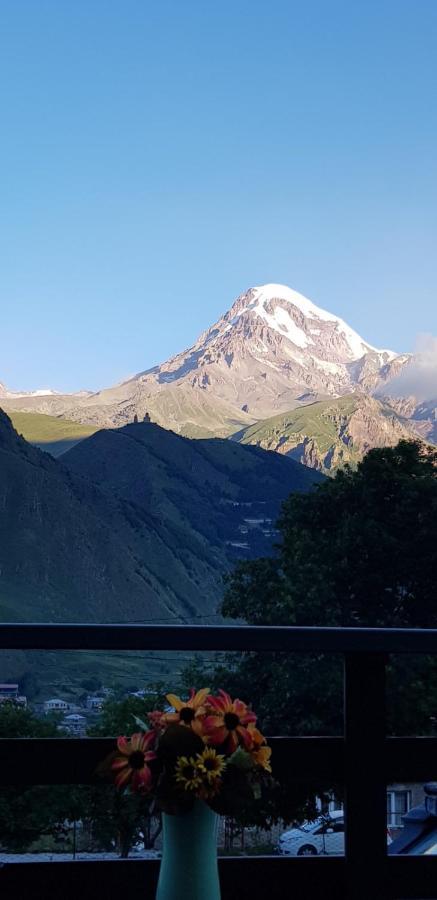 Hilltop Kazbegi Екстериор снимка