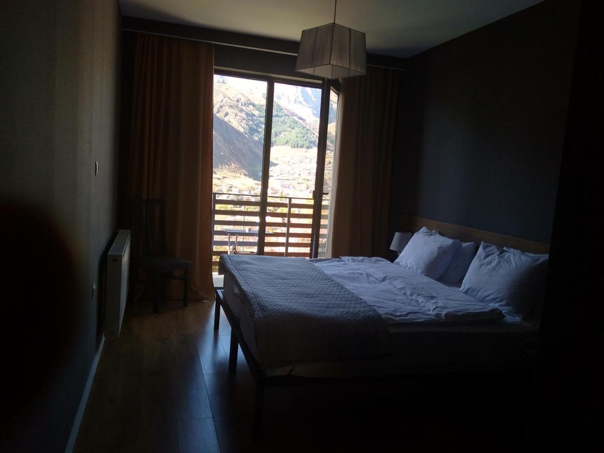 Hilltop Kazbegi Hotel Екстериор снимка